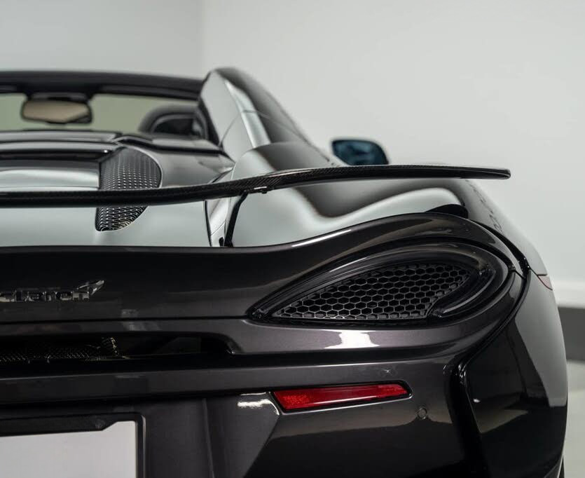 
								2019 McLaren 570S full									