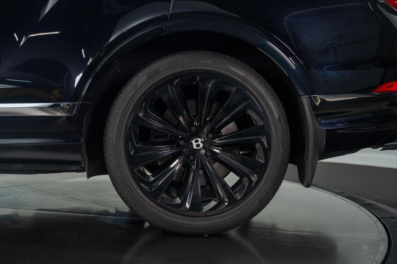 
								2021 Bentley Bentayga full									