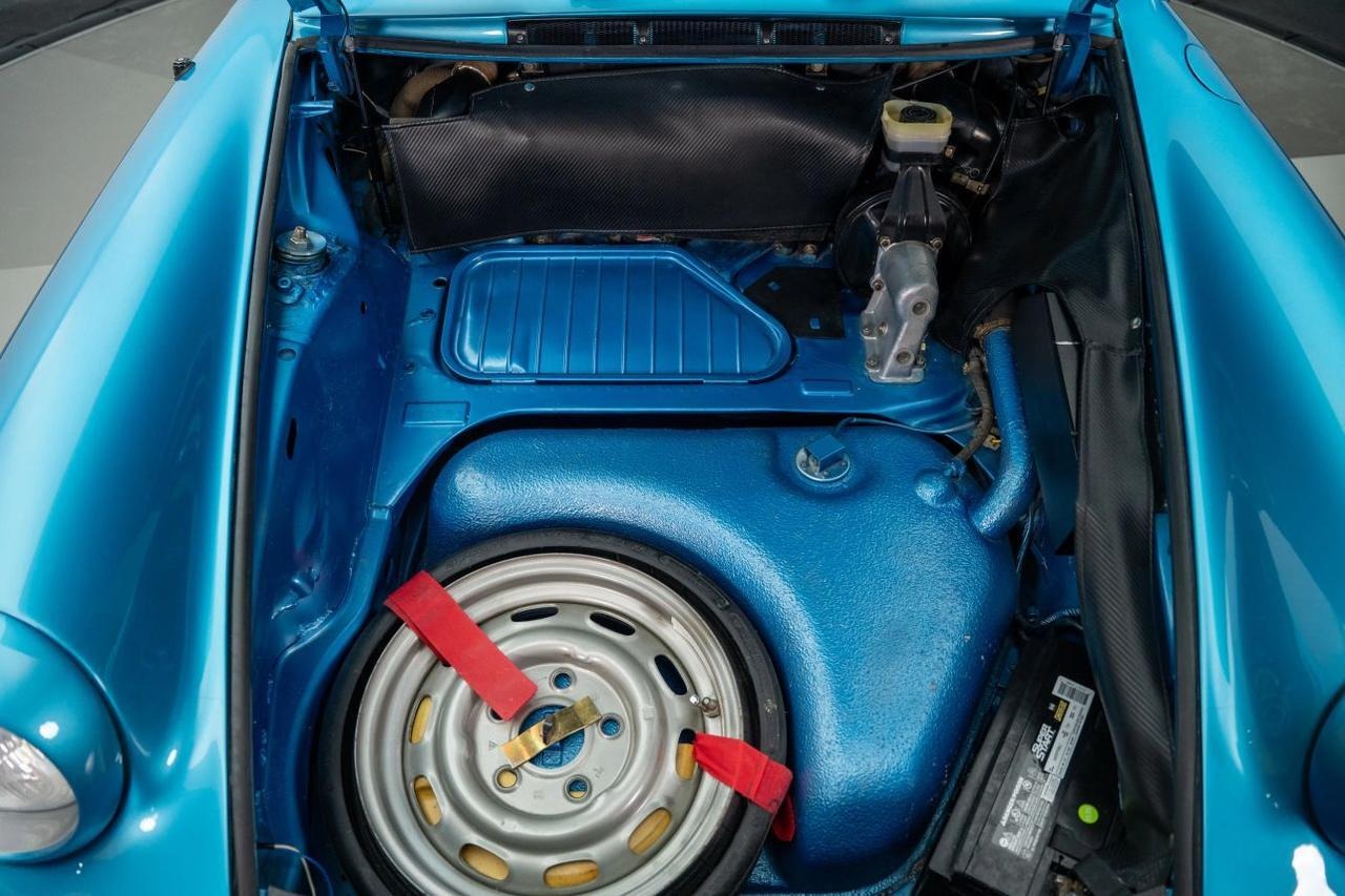 
								1977 Porsche 911 full									
