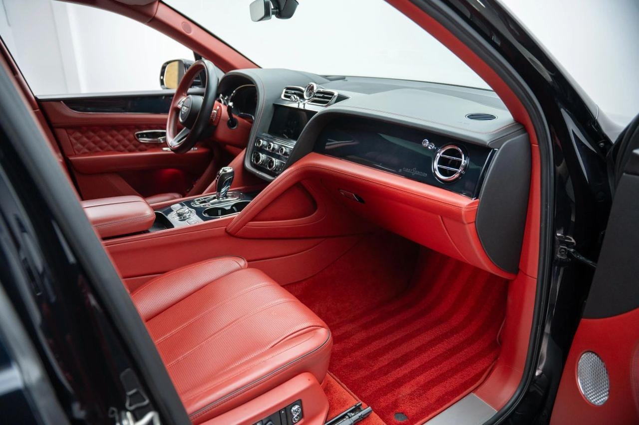 
								2021 Bentley Bentayga full									
