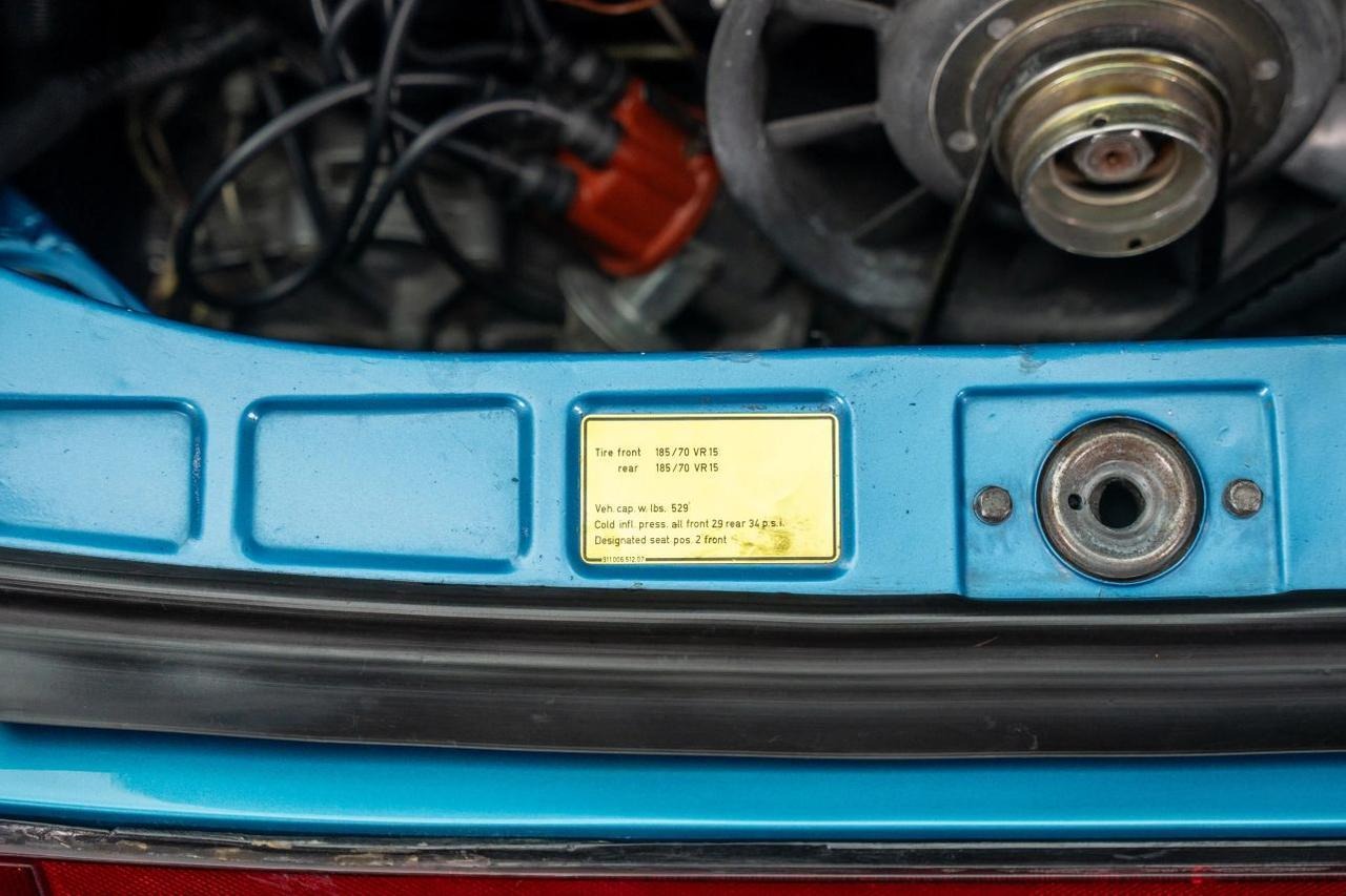 
								1977 Porsche 911 full									