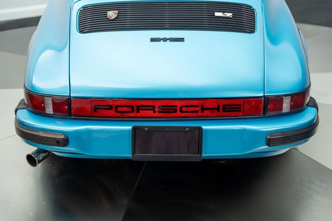 
								1977 Porsche 911 full									