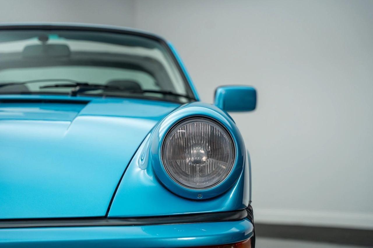 
								1977 Porsche 911 full									