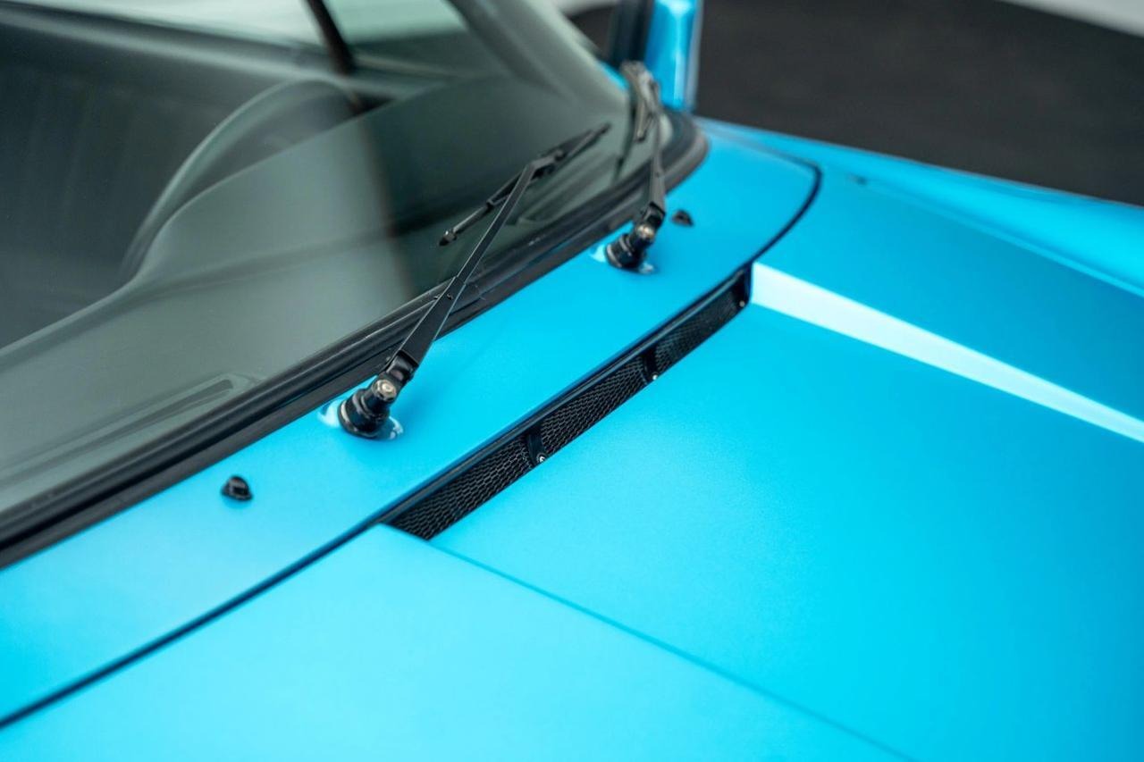 
								1977 Porsche 911 full									