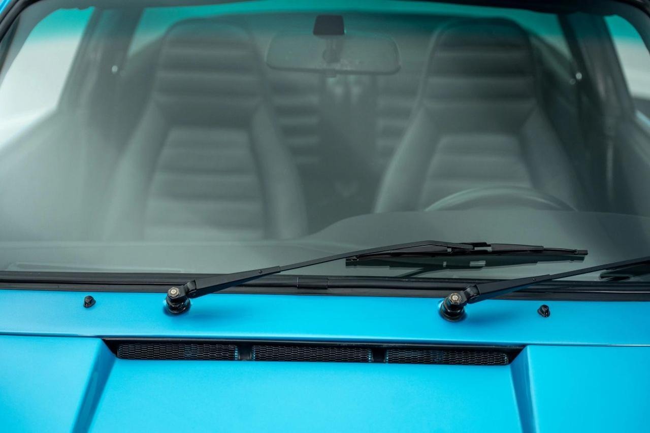 
								1977 Porsche 911 full									