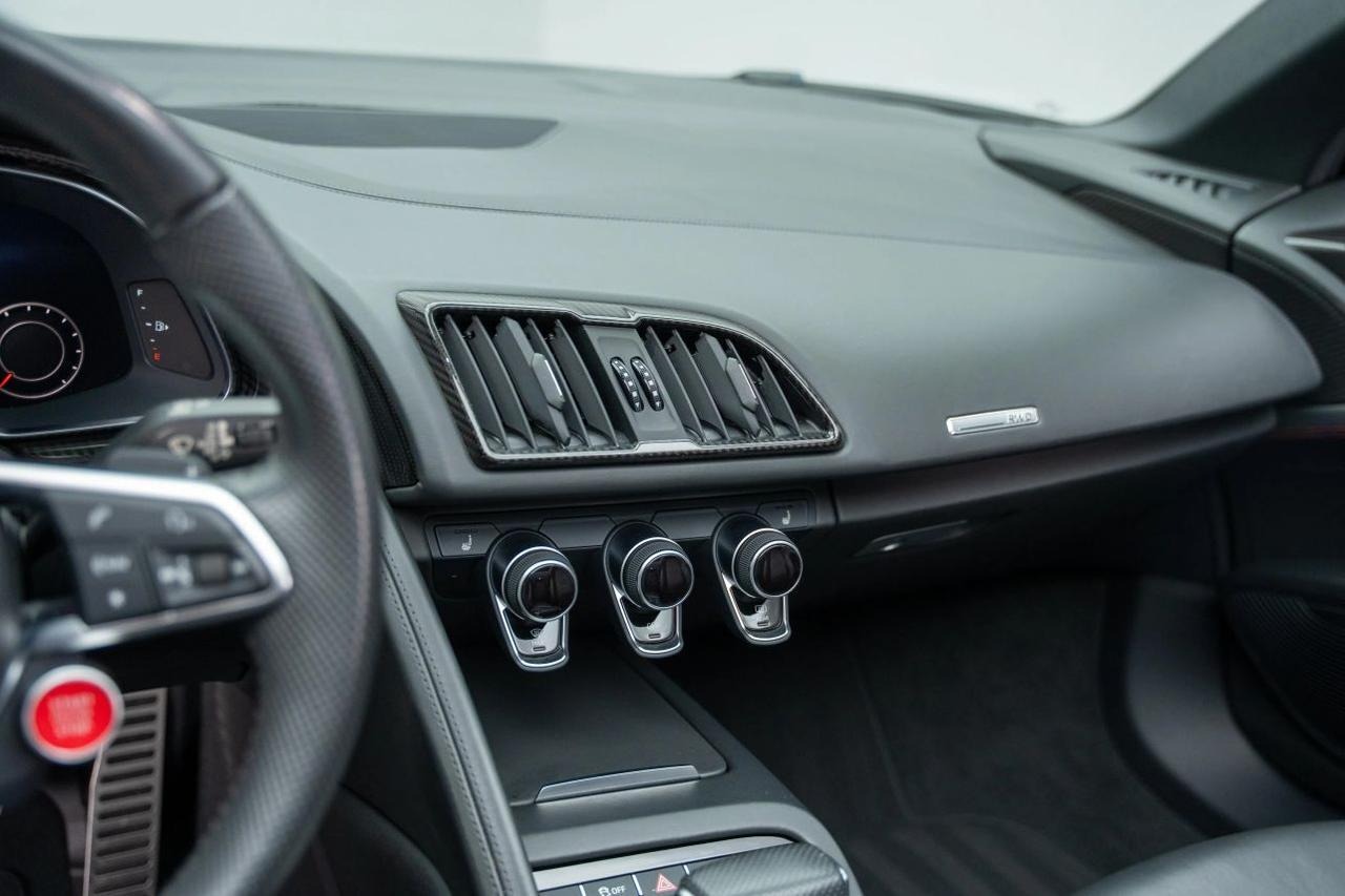 
								2021 Audi R8 full									