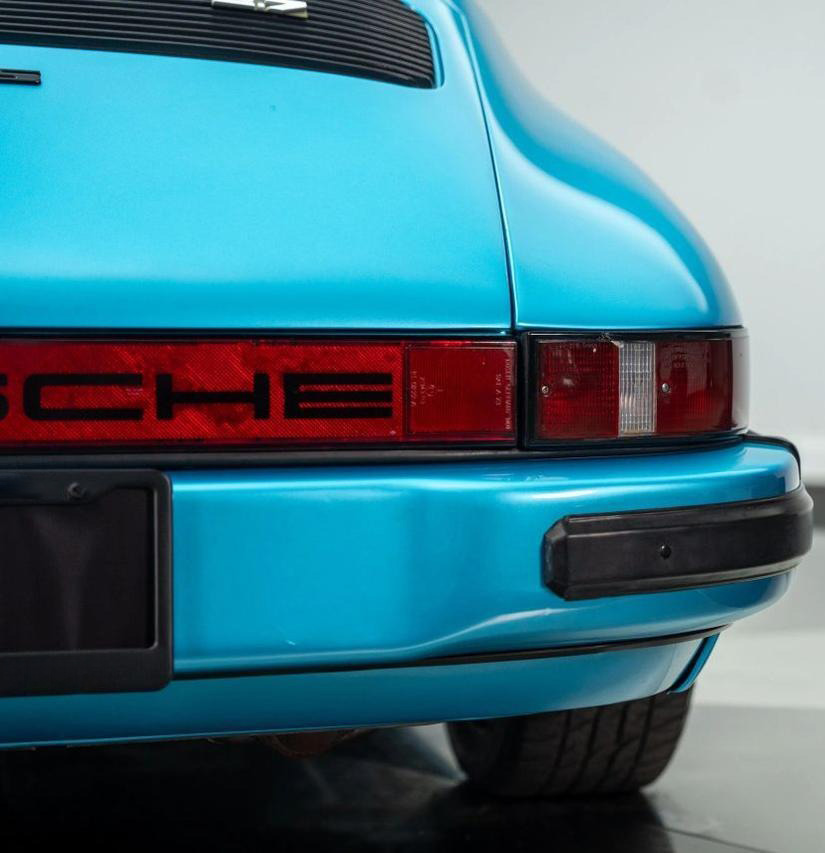
								1977 Porsche 911 full									