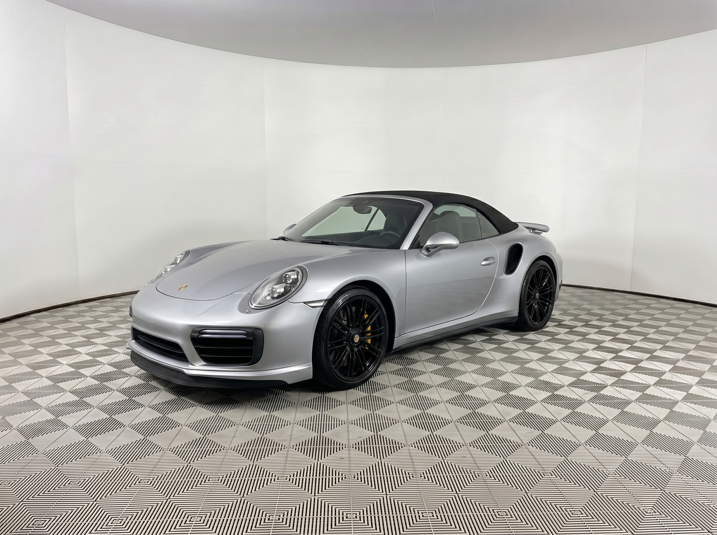 
								2015 Porsche 911 full									