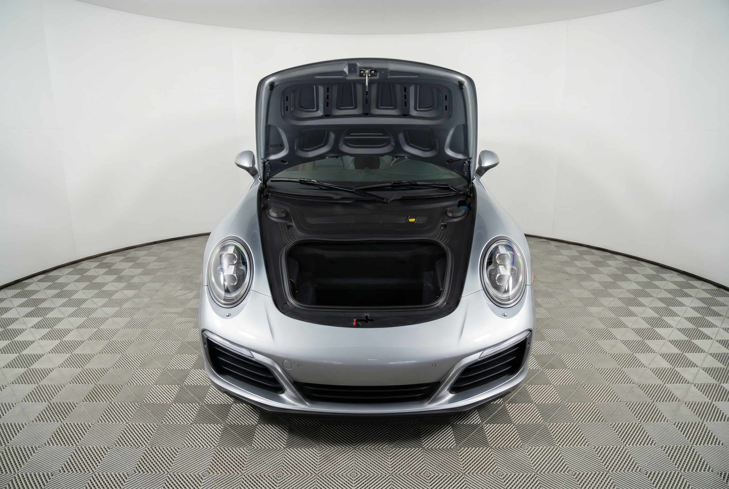 
								2015 Porsche 911 full									