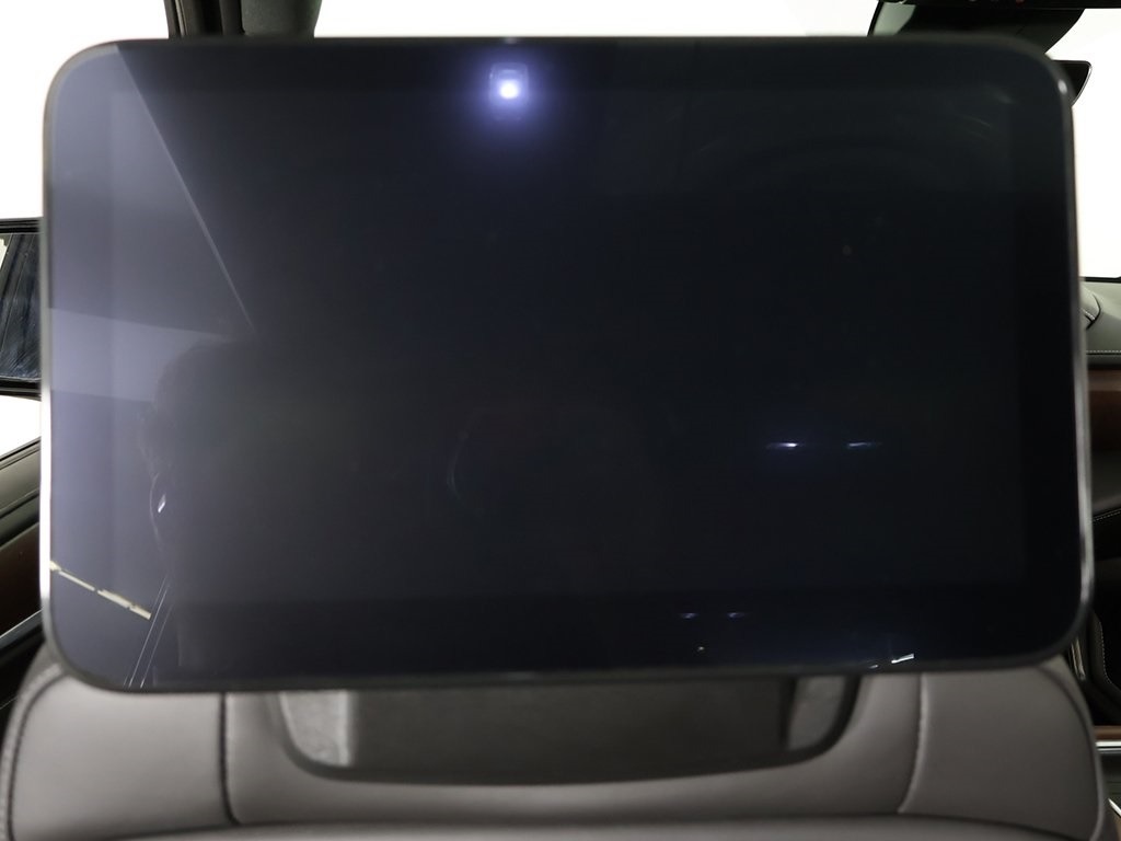 
								2024 GMC Yukon XL DENALI Ultimate full									