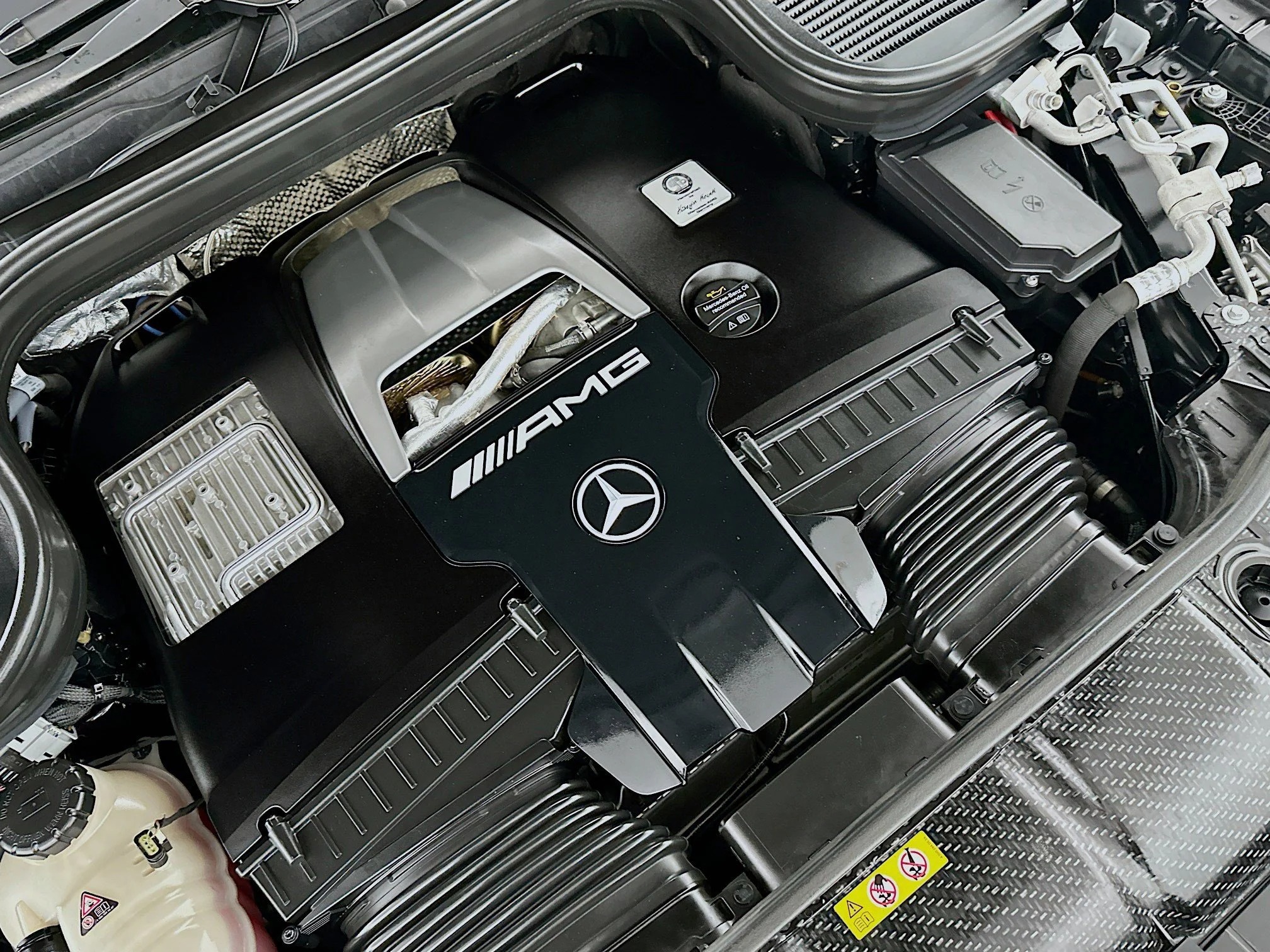 
								2024 Mercedes-Benz GLS 63 AMG full									