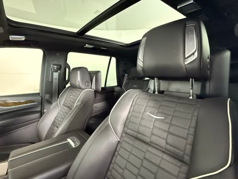 
								2024 Cadillac Escalade Premium Luxury Platinum full									