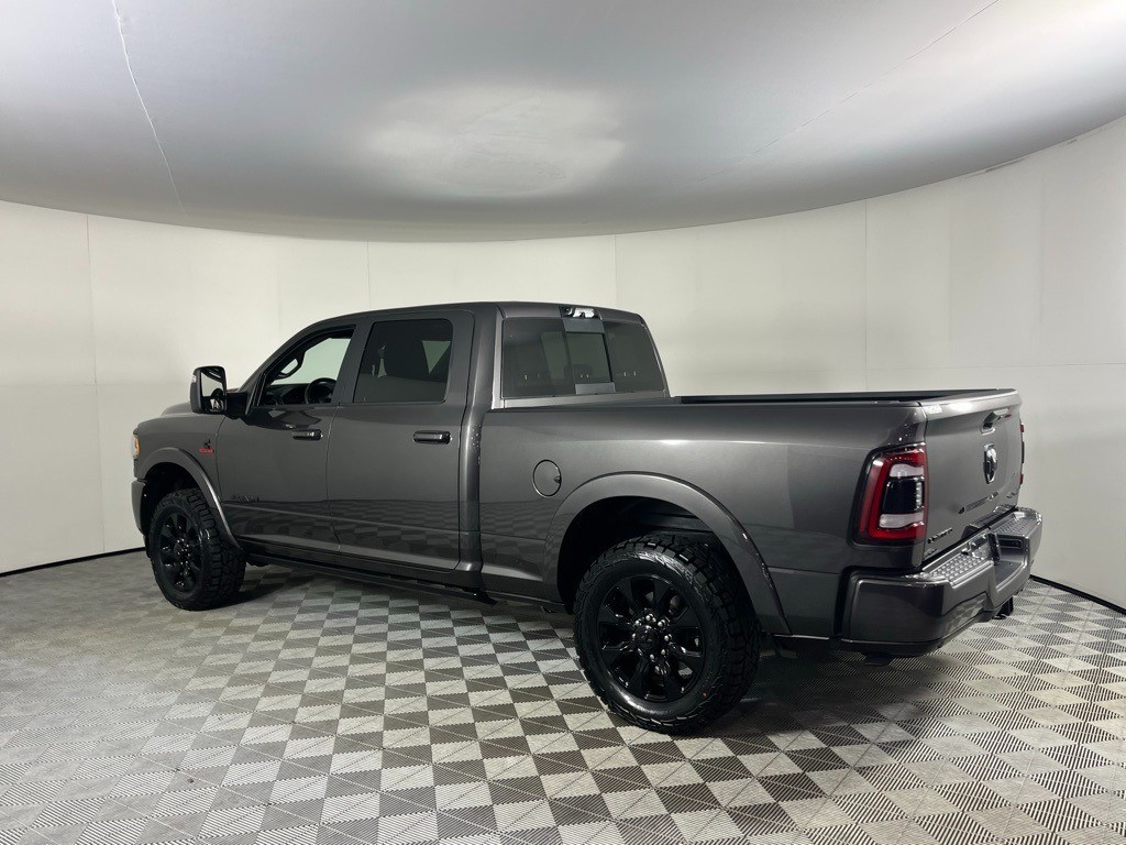 
								2024 Ram 2500 Limited full									