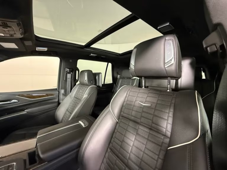 
								2024 Cadillac Escalade Premium Luxury Platinum full									