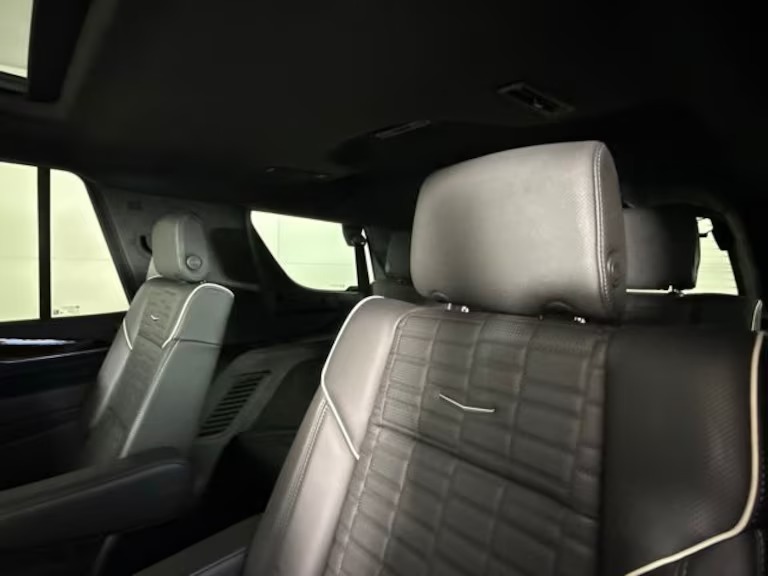
								2024 Cadillac Escalade Premium Luxury Platinum full									