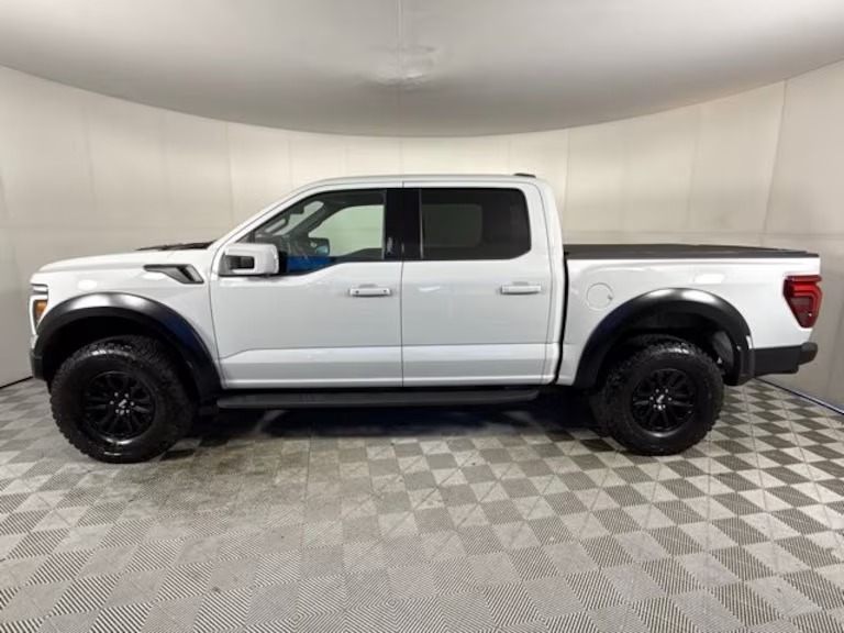 
								2024 Ford F-150 Raptor full									