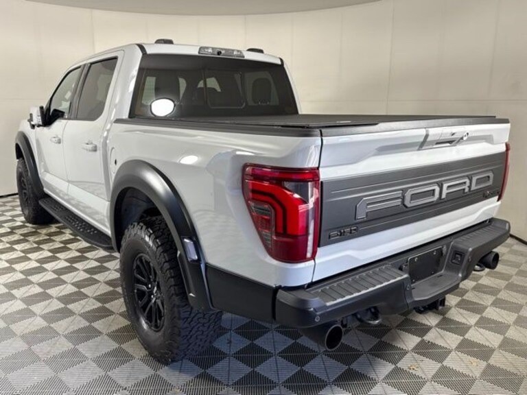 
								2024 Ford F-150 Raptor full									