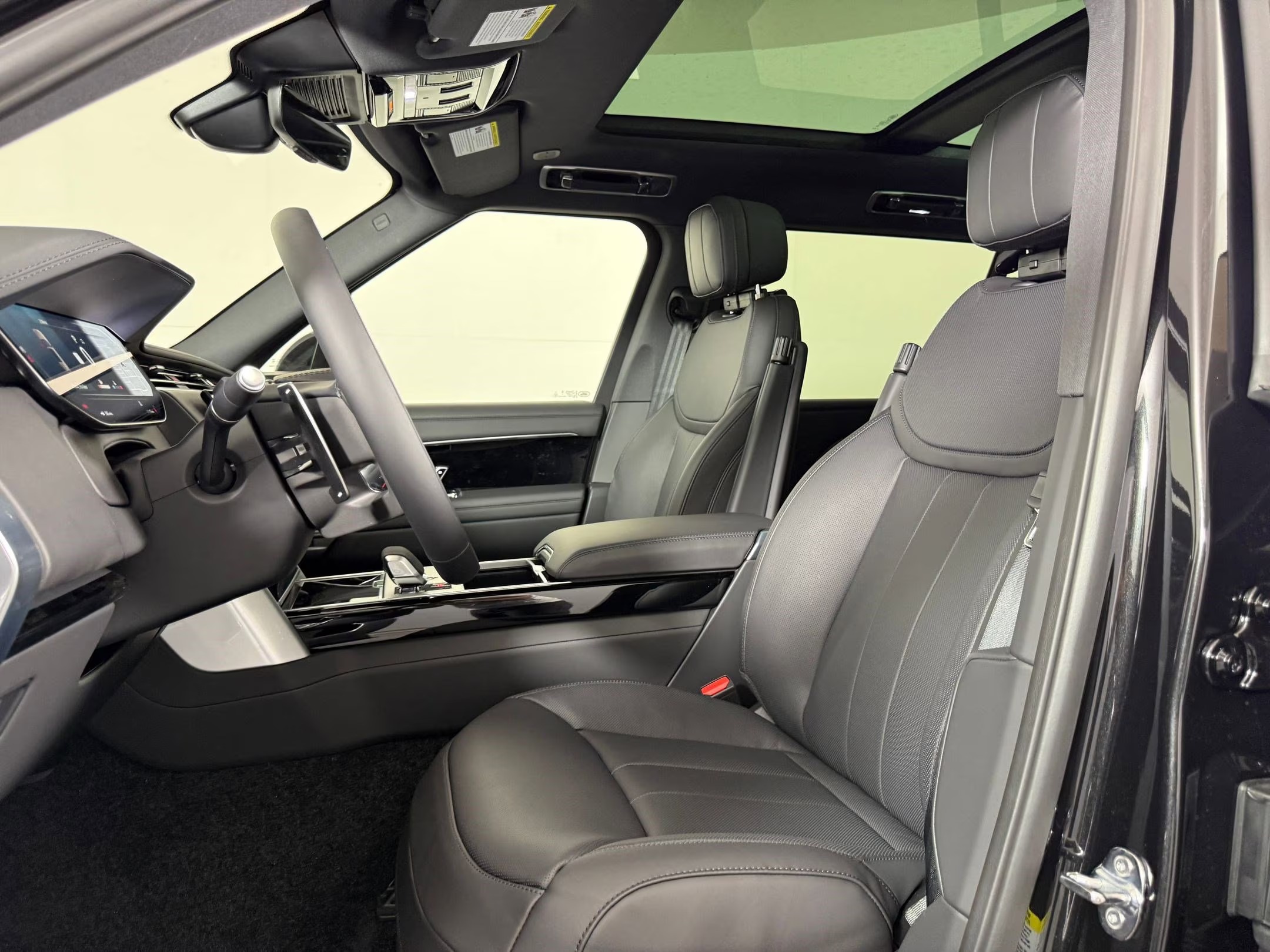 
								2025 Range Rover P530 SE full									